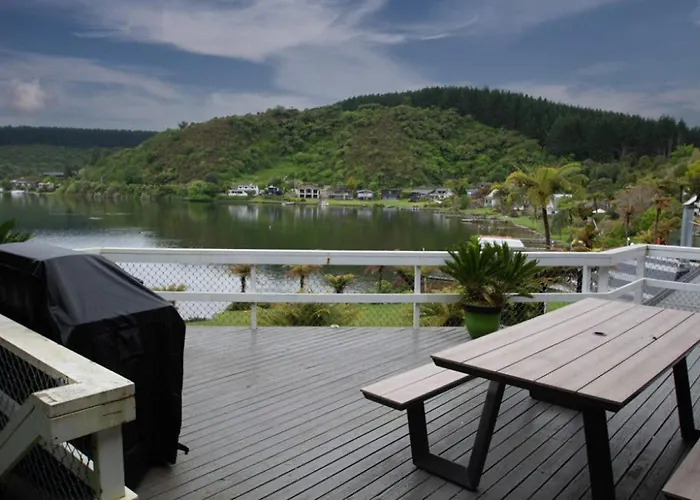 Rotoiti Bay Bliss